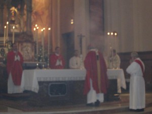 Incensación del altar